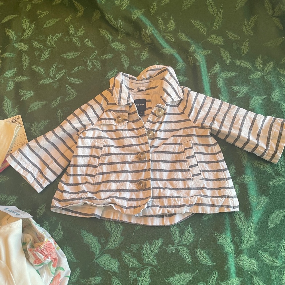 Babygap Jacket - lined - button front- welt pockets